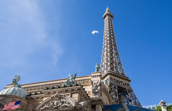 Red Bull bse jumpers parachute from the top of Paris Las Vegas Eiffel Tower