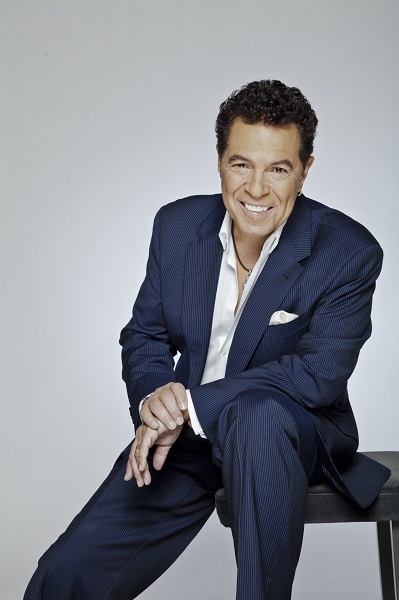 Clint Holmes