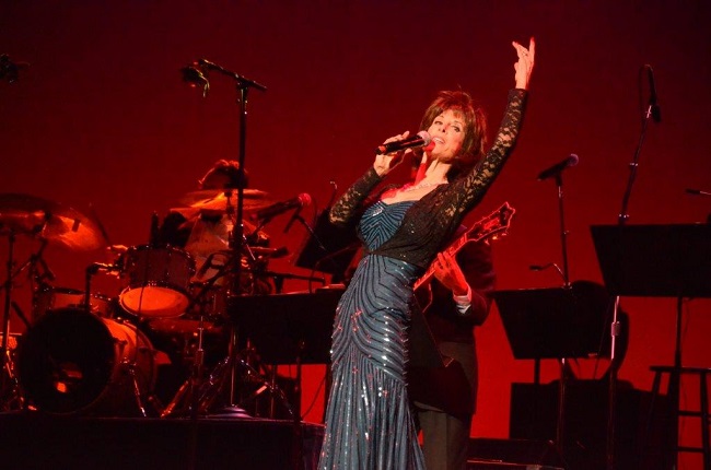 Deana Martin
