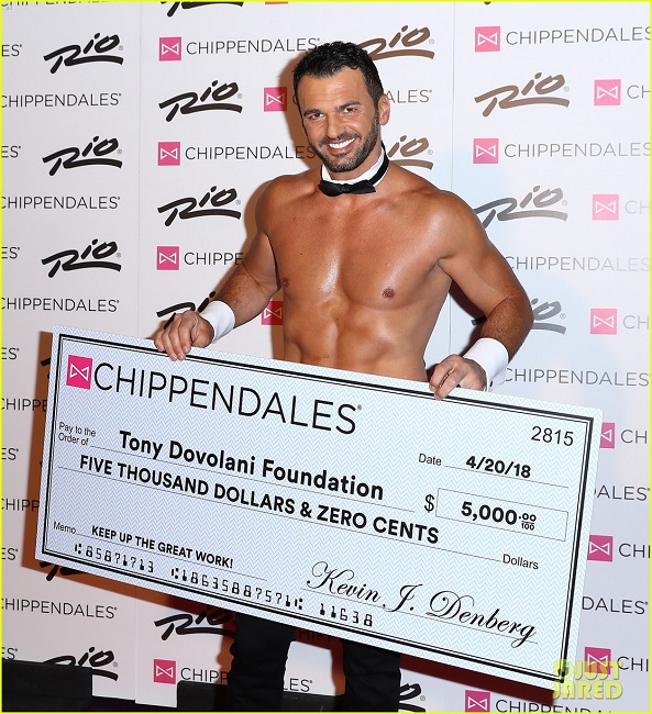 Tony Dovolani